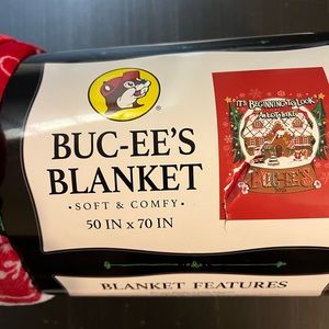 Bucees Christmas 2023 blanket